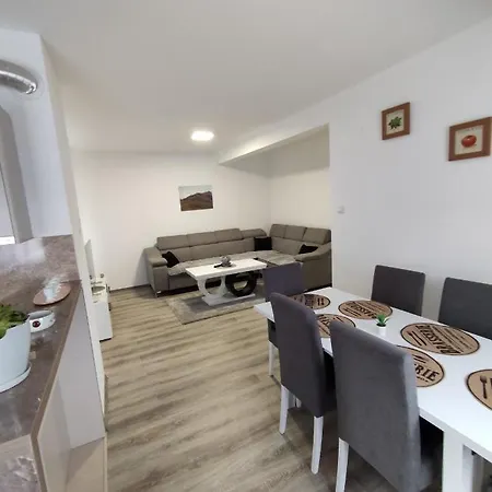 Anelija Apartment