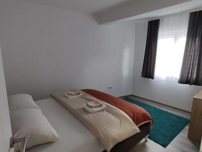 Anelija דירה Nevesinje